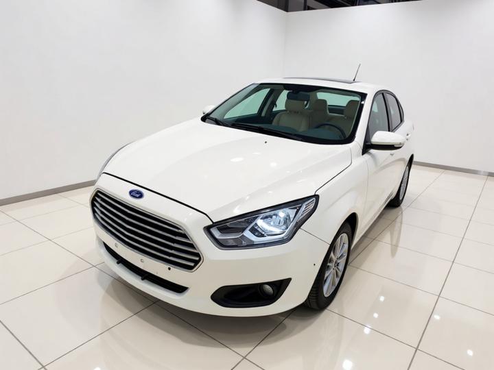 Escort 2015 1.5L AT Comfort