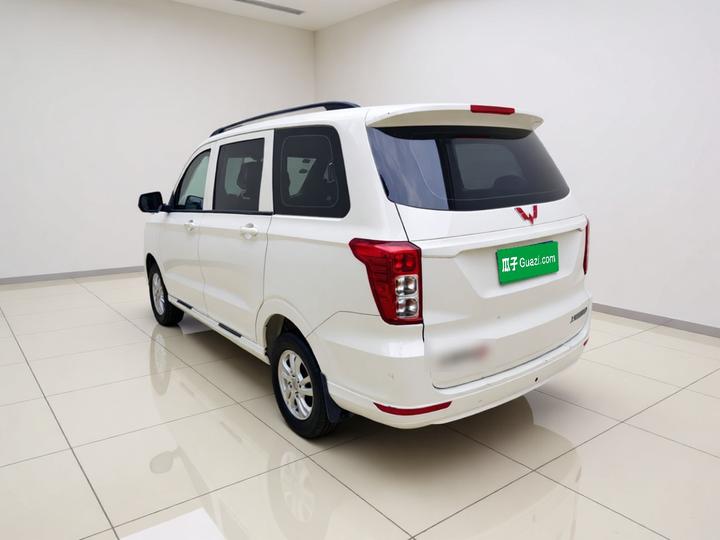 Wuling Hongguang 2019 1.5L S Standard China VI LAR photo 4