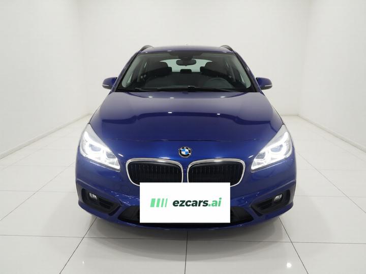 2 Series Wagon 2016 218i Leading photo 2