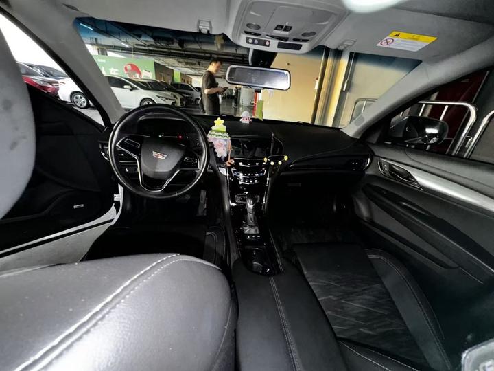 ATS-L 2017 28T Tech photo 6