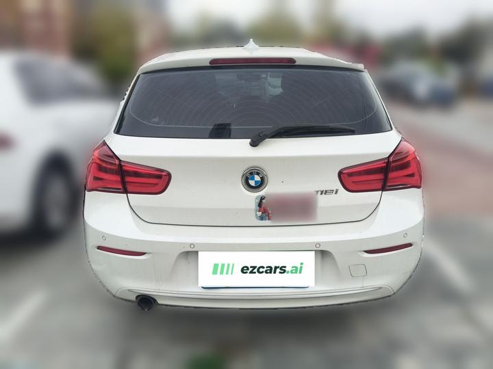 1 Series Imported 2016 118i Leading photo 5