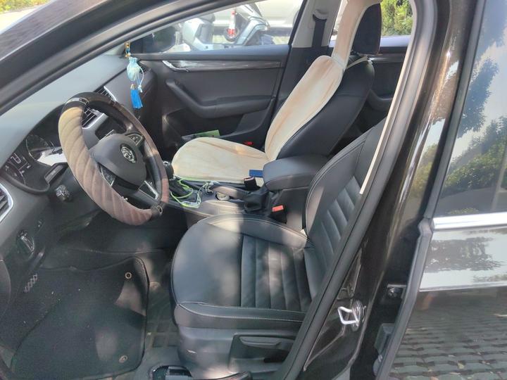 Octavia 2017 1.6L AT photo 7