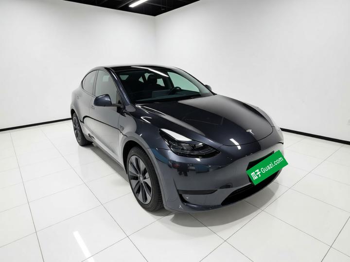 Model Y 2024 RWD photo 3