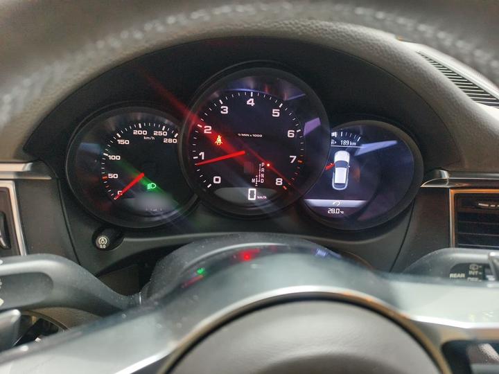 2017 Macan 2.0T photo 4