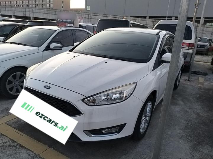 Focus 2017 Hatchback 1.6L AT Fashion