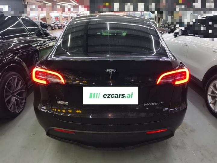 Model Y 2022 Facelift RWD photo 3