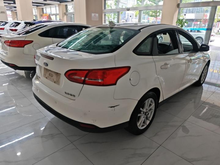 Focus 2017 Sedan 1.6L AT Fashion photo 6