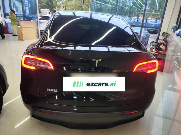 Model Y 2022 Facelift RWD photo 3