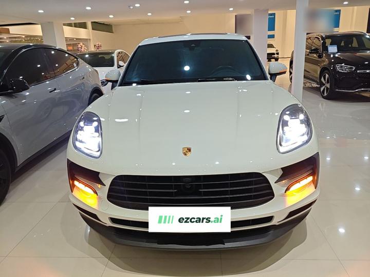 2021 Macan 2.0T photo 2