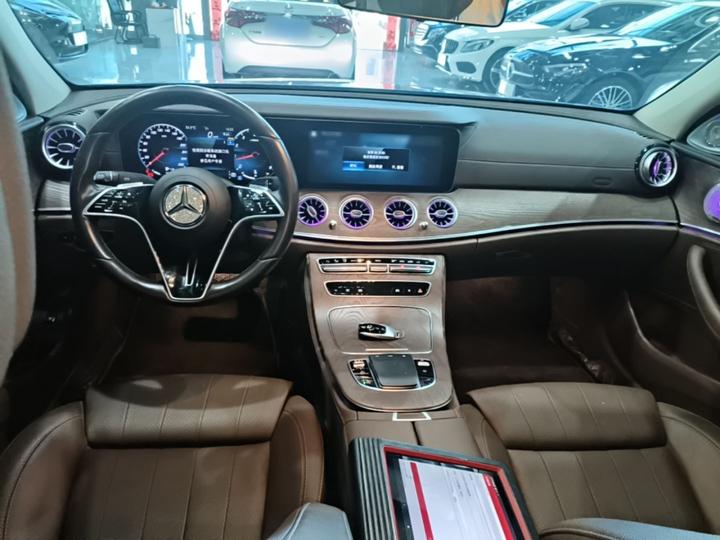 E-Class 2023 Facelift E 260 L photo 5