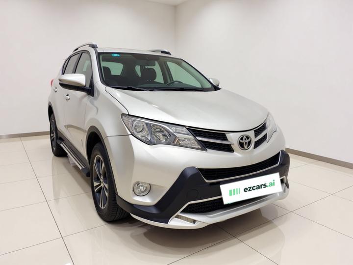 RAV4 2015 2.0L CVT RWD photo 3