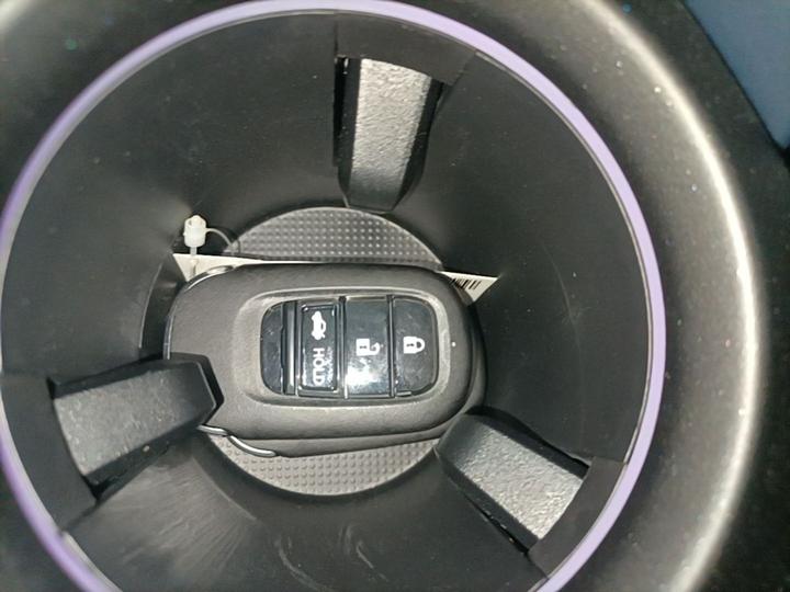 L 2025 + photo 8