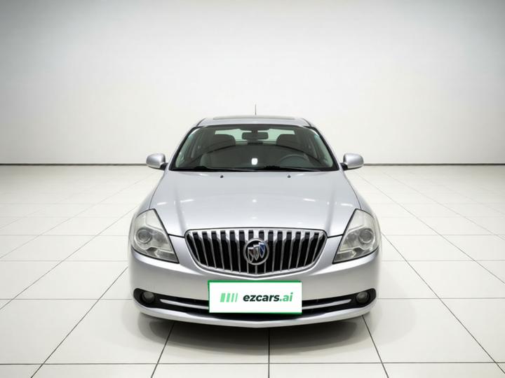 Excelle 2013 1.5L AT Classic photo 2