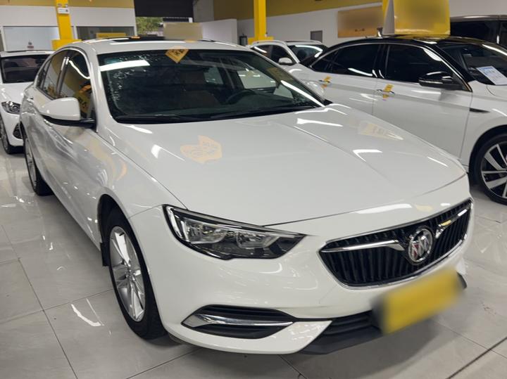 Regal 2019 20T Elite China VI photo 3