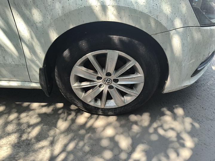 Polo 2014 1.4L AT Comfort photo 2