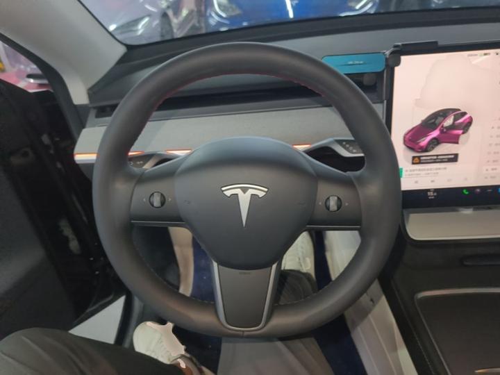 Model Y 2023 Long Range AWD photo 6