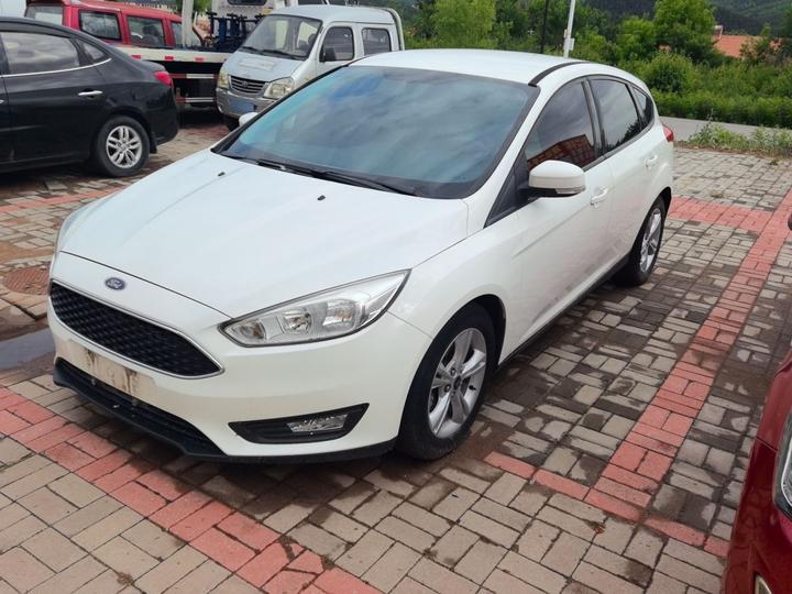 Focus 2017 Hatchback 1.6L AT Comfort