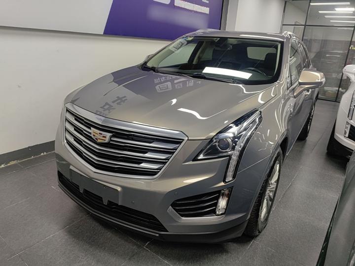 XT5 2018 25T Luxury