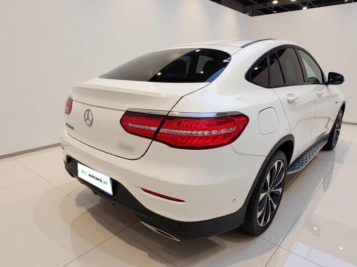GLC Coupe 2019 Facelift GLC 260 4MATIC Coupe SUV photo 6