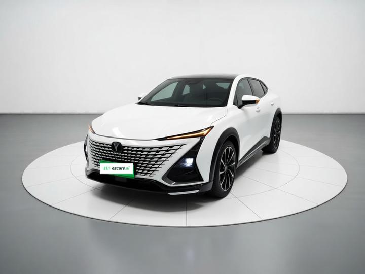 UNI-T 2023 2nd Gen 1.5T Premium photo 2