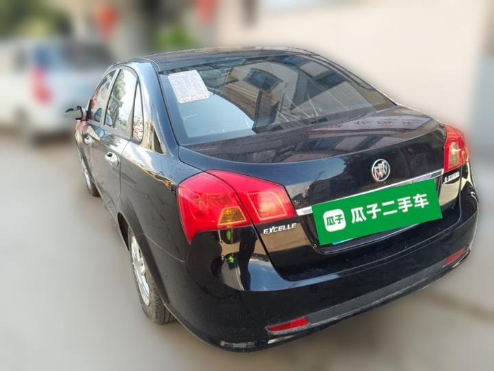 Excelle 2013 1.5L MT Classic photo 4