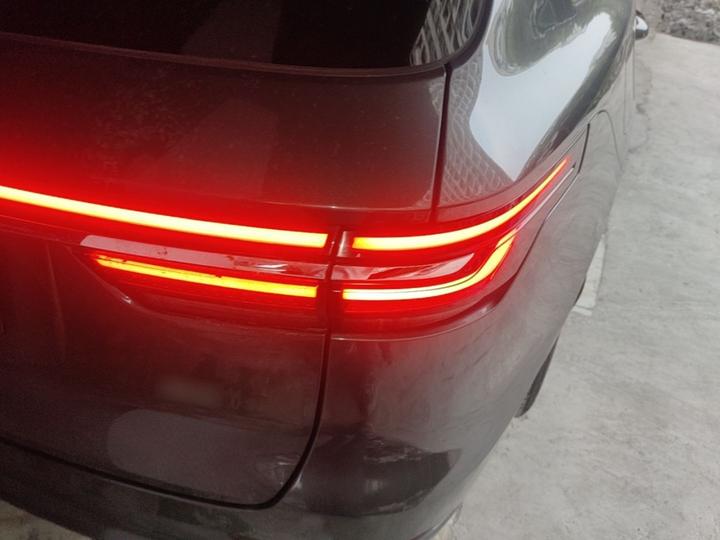 Li Auto ONE 2020 EREV 6-Seater photo 7