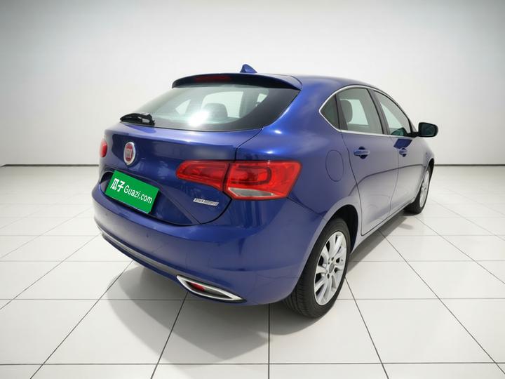 Fiat 2014 1.4T AT Comfort photo 6