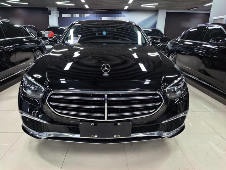 E-Class 2023 E 260 L 4MATIC photo 2