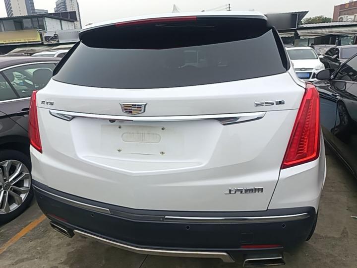 XT5 2018 25T Luxury photo 3