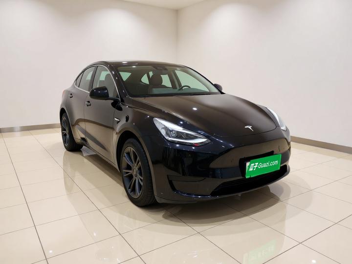 Model Y 2023 RWD photo 3