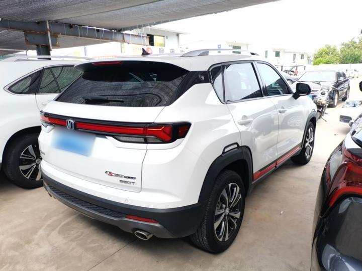 CS35PLUS 2021 Facelift NE 1.4T DCT Luxury photo 4