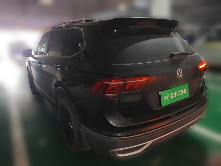Tiguan L 2022 330TSI AT RWD Smart photo 4