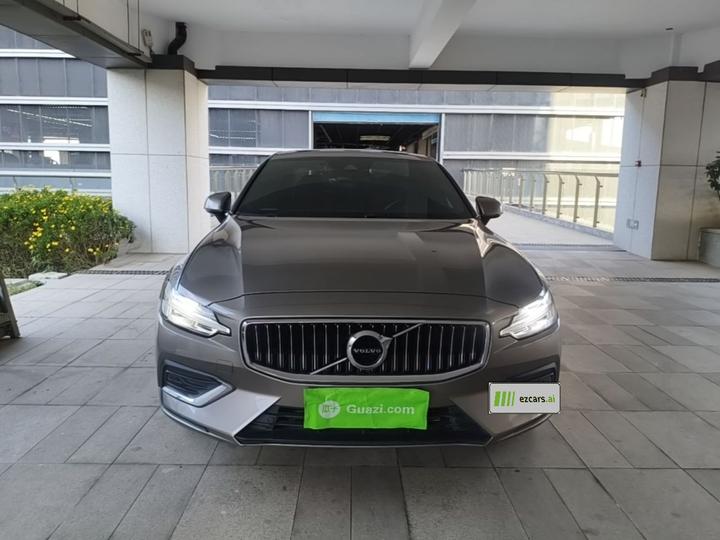 S60 2021 T4 Luxury photo 2