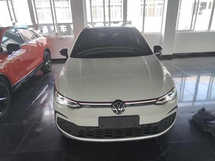 Golf GTI 2023 380TSI DSG GTI photo 2