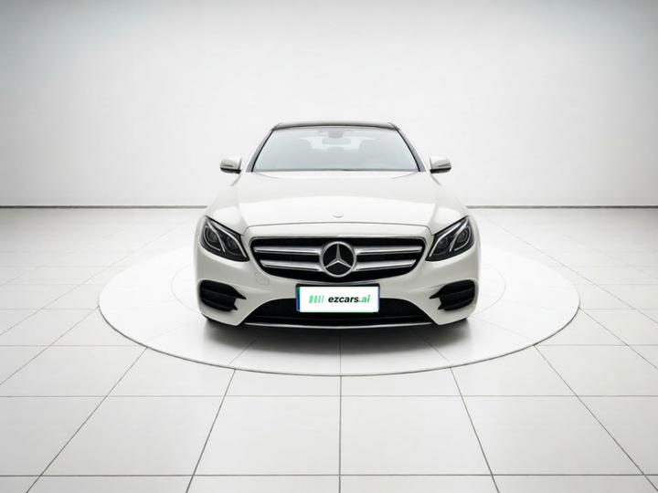E-Class 2018 E 300 L Sport Luxury photo 2