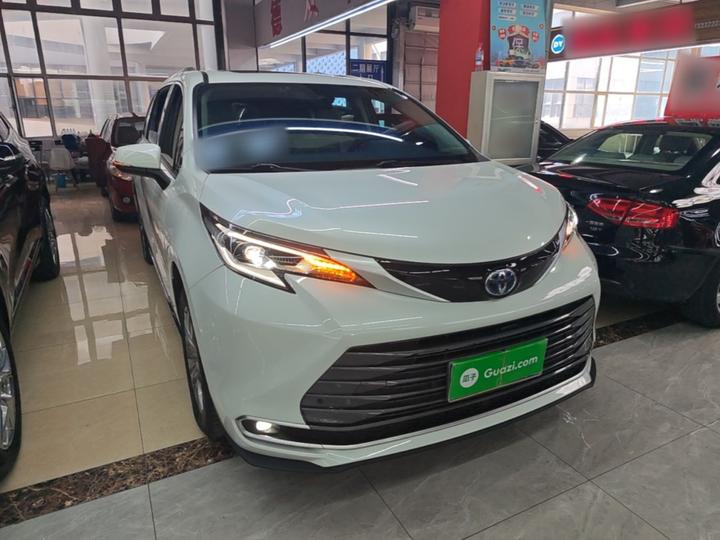 Sienna 2023 2.5L Hybrid Comfort photo 3