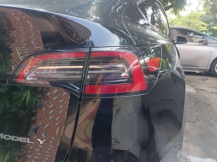 Model Y 2021 Standard Range RWD photo 7