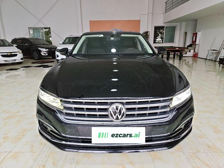 2021 380TSI Luxury photo 2
