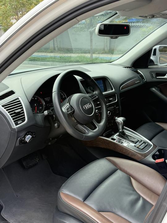 Q5 2017 Plus 40 TFSI Tech photo 8