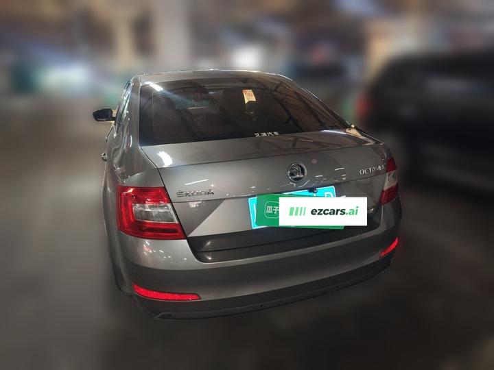 Octavia 2017 1.6L MT photo 4