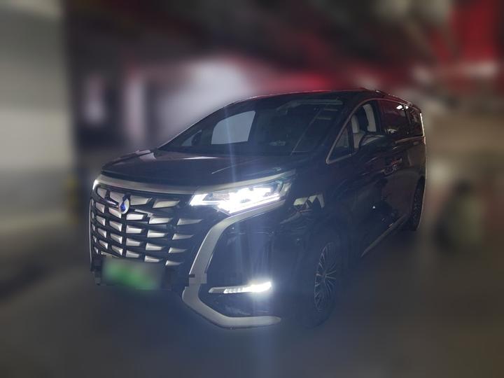 D9 2022 DM-i 970 AWD Noble
