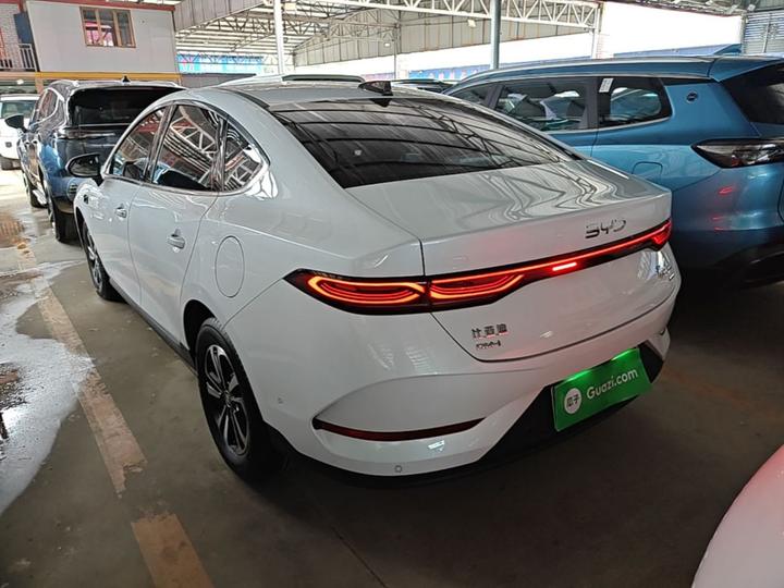 Qin PLUS 2025 DM-i ADAS 120KM photo 4