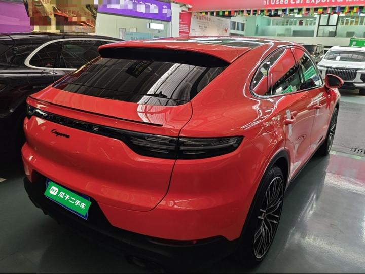 2019 Cayenne Coupé 3.0T photo 4