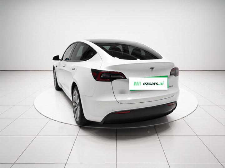 Model Y 2022 RWD photo 4