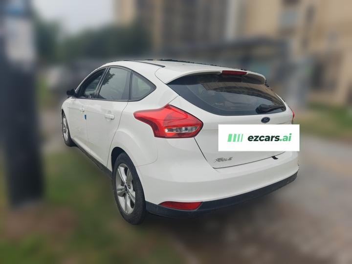 Focus 2018 Hatchback Classic 1.6L AT Comfort photo 4