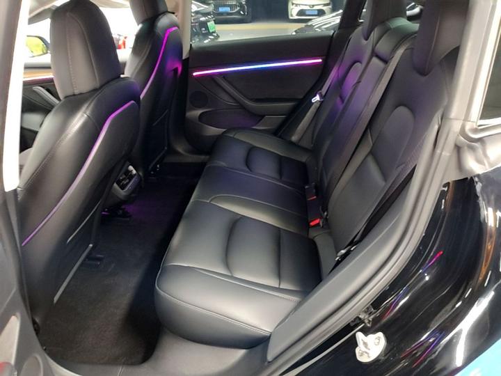 Model 3 2022 RWD photo 4