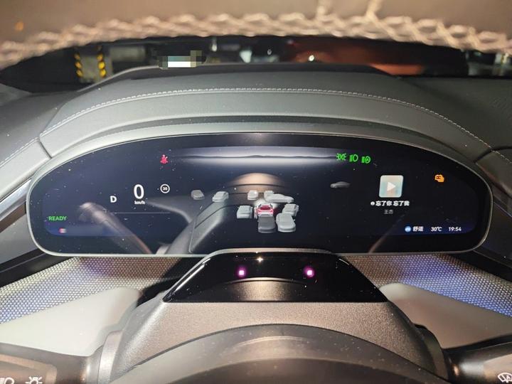 001 2024 WE 95kWh AWD photo 4