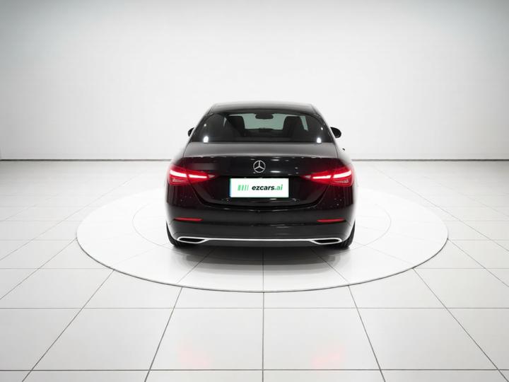 C-Class 2022 C 260 L photo 5