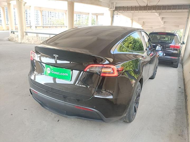 Model Y 2022 RWD photo 4