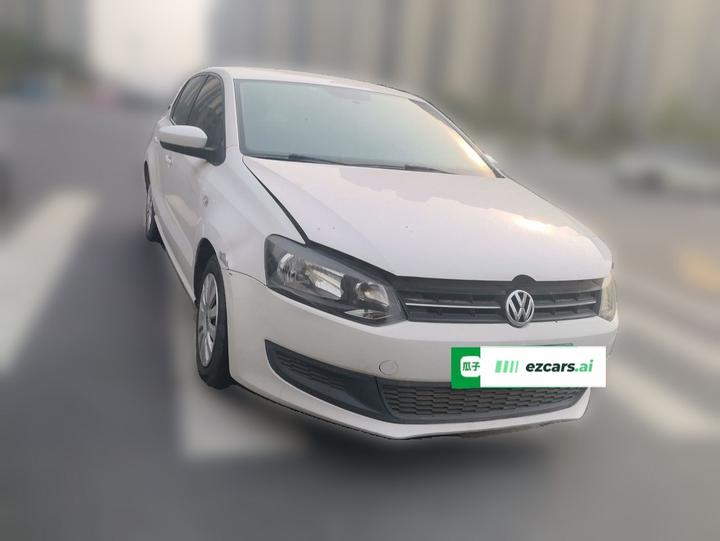 Polo 2013 1.4L MT photo 3